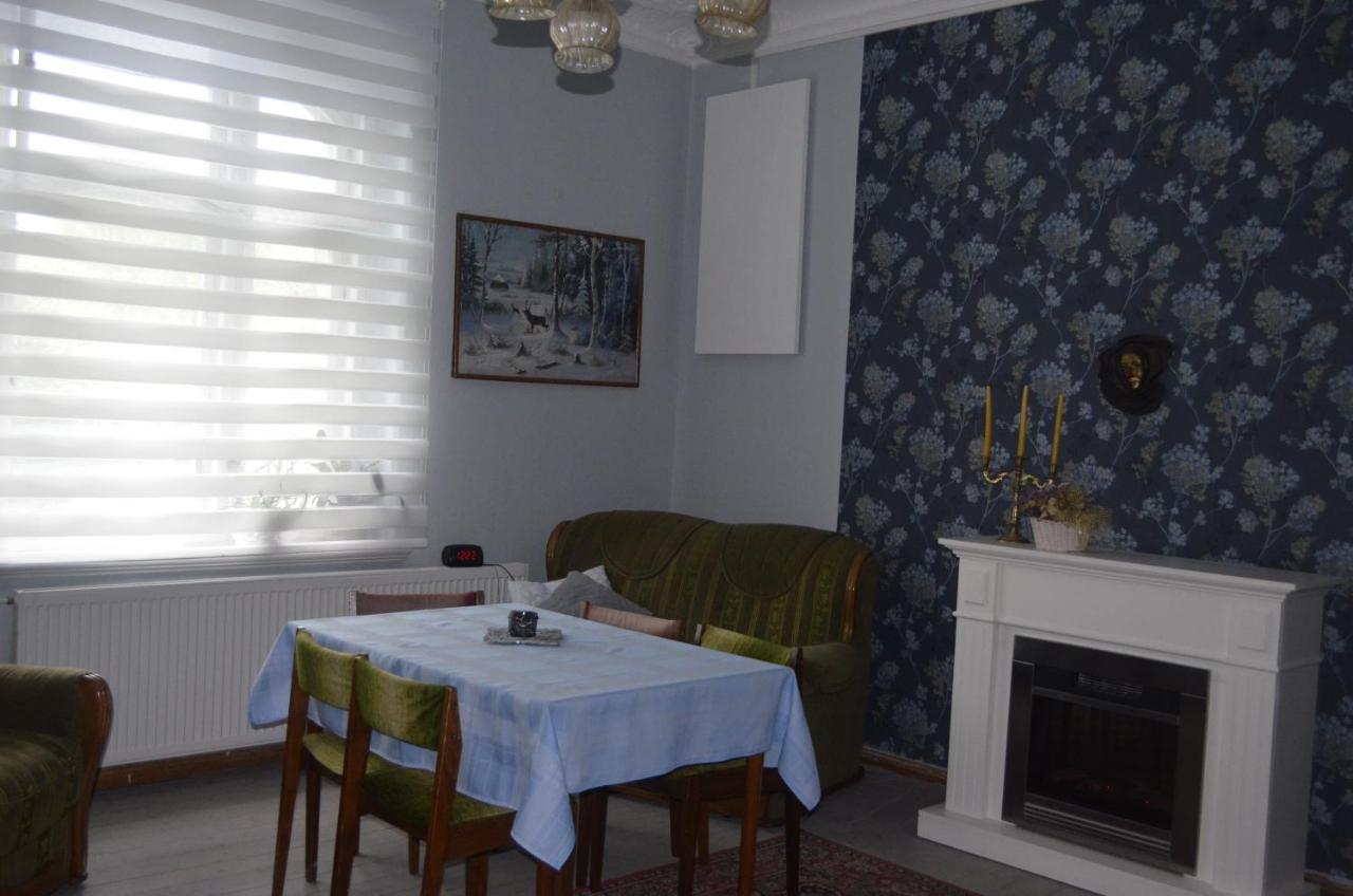 Dom Otwarty Appartement Jelenia Góra Buitenkant foto